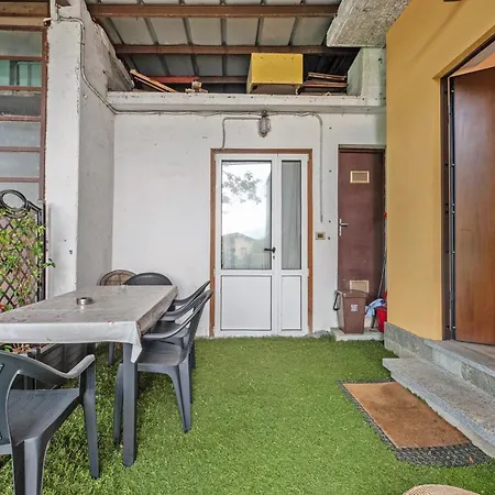 La Casa Di Angio - Val D'intelvi Appartement *